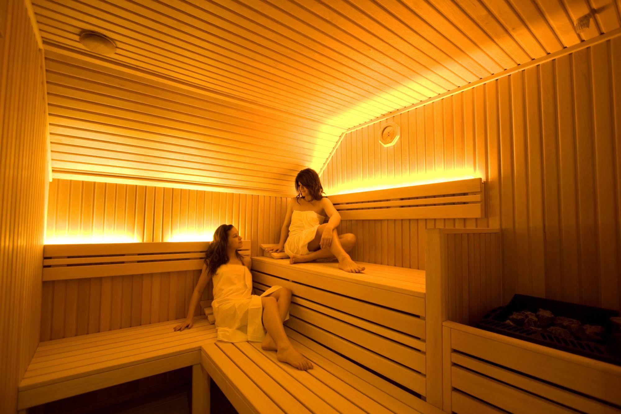 שיופוק Piknik Wellness Hotel מתקנים תמונה